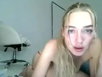 Chaturbate Live Sex Cam of missnatural1