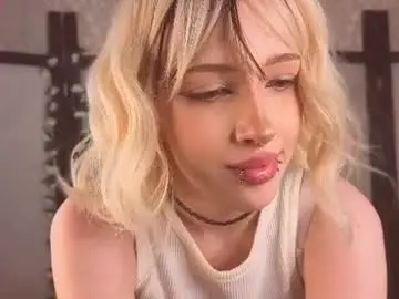 Chaturbate Adult Video Chat of nerdy_freyua