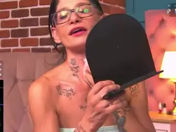Chaturbate Live Sex Cam of queendiabla
