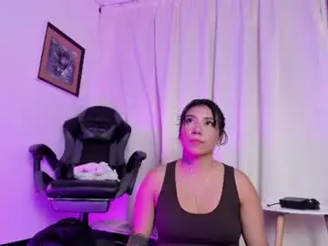 Chaturbate Nude Webcam of emywilliams25