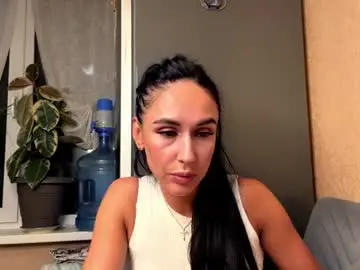 Chaturbate Free Porn Cam of rinaurea