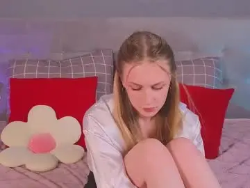 Chaturbate Live Sex Cam of soft_babe