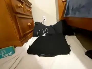 Chaturbate Live Sex Cam of braziliancheeks