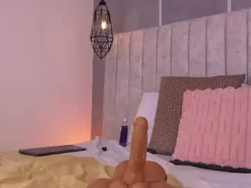 Chaturbate Live Sex Cam of _arianasweet