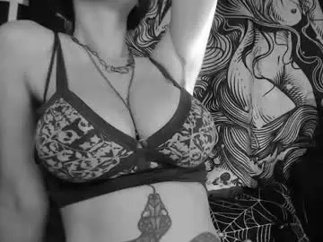 Chaturbate Live Sex Cam of silentmary