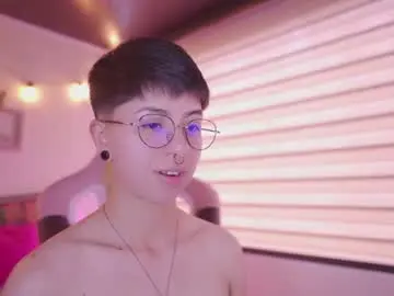 Chaturbate Nude Webcam of tomboy_tommy
