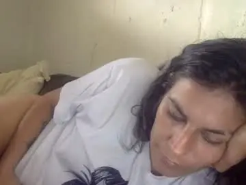 Chaturbate Live Porn of milfsfreaky69