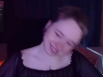 Chaturbate Live Sex Cam of selenalily