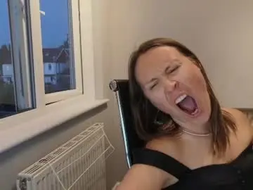 Chaturbate Free Live Porn of eatmypie69