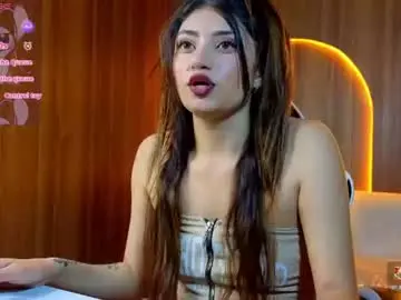 Chaturbate Live Sex Cam of lia_queen_tx