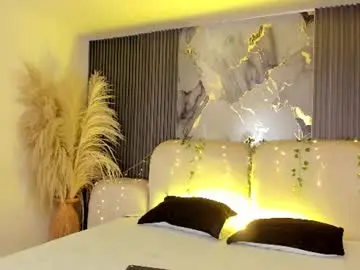 Chaturbate Adult Webcams of violetsky1_