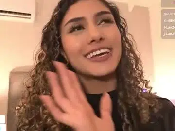 Chaturbate Live Porn of daddysgirrl1_