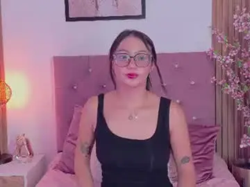 Chaturbate Live Porn of ravena_queen
