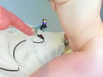 Chaturbate Private Sex Chat of eatmygingersnapps