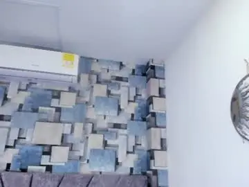 Chaturbate Live Porn of angel_dthroat