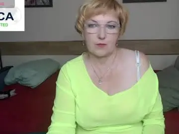 Chaturbate Live Sex Cam of beautiful_lina7