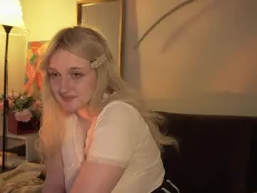 Chaturbate Sex Chat of snowflakeskitty