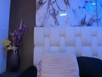 Chaturbate Live Sex Cam of sophiaa10