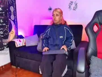 Chaturbate Watch Live Sex Cams of cat__moon__