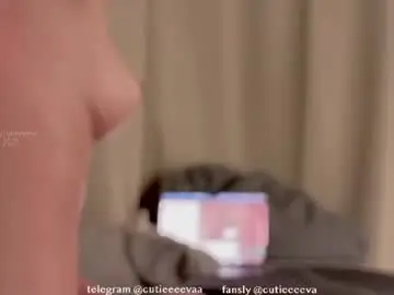 Chaturbate Sex Cam of cutieeeeva