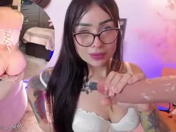 Chaturbate Live Sex Cam of pam_duff