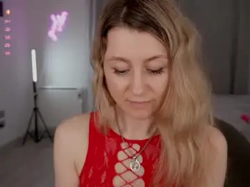 Chaturbate Live Sex Cam of milanacamgirl