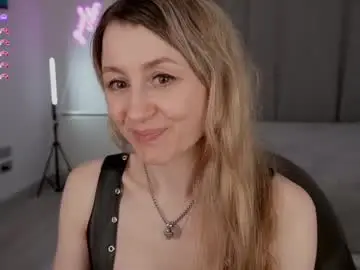 Chaturbate Free Porn Cam of milanacamgirl