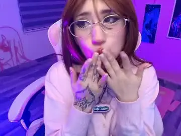 Chaturbate Watch Live Sex Cams of miwaviolet