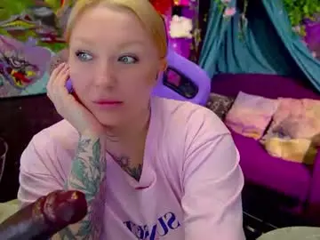 Chaturbate Nude Webcam of blackedbarbie