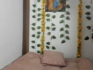Chaturbate Live Porn of nahomy_smiiths