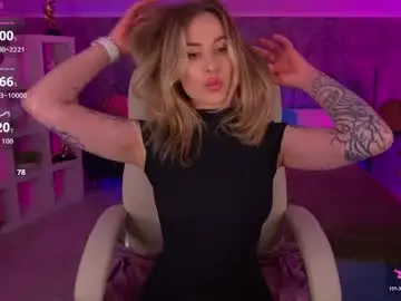 Chaturbate Live Sex Cam of arolinanight