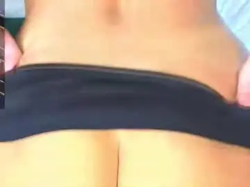 Chaturbate Live Sex Cam of eva_ra