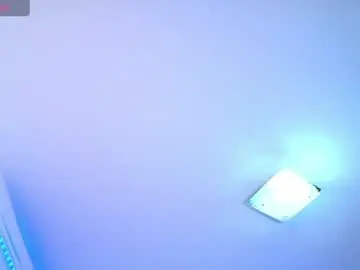 Chaturbate Sex Cam of surella32