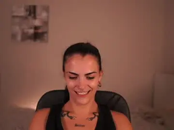 Chaturbate Best live sex cam show of pauline_2005