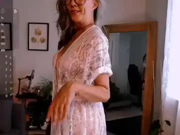 Chaturbate Live Sex Cam of sunnie_dayz