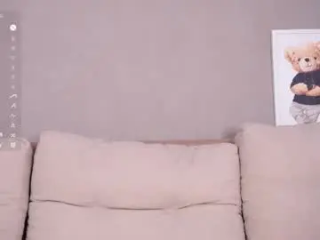 Chaturbate Live Sex Cam of belle_phine