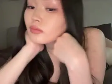 Chaturbate Live Sex Cam of jennie_yung