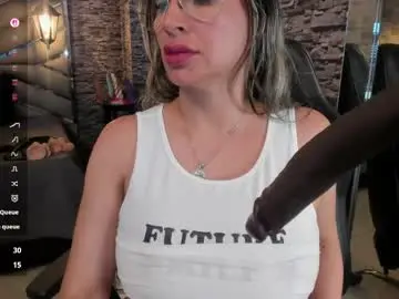 Chaturbate Free Live Porn of nicolle__doll