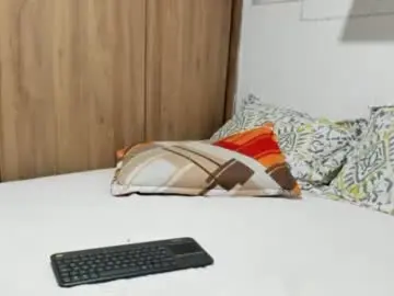 Chaturbate Watch Live Sex Cams of larossasexy