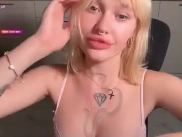 Chaturbate Live Porn of golden_alinee