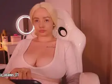 Chaturbate Watch Live Sex Cams of bella_adams_