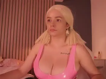 Chaturbate Live Porn of bella_adams_