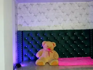 Chaturbate Nude Webcam of diamondfox_m