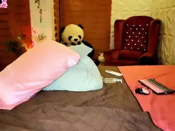 Chaturbate Live Sex Cam of asianbabydoll