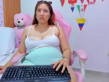 Chaturbate Live Sex Cam of soyqeen