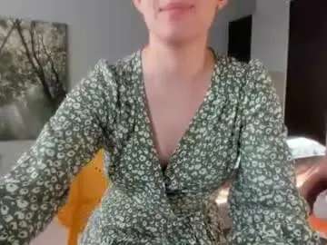 Chaturbate Free Porn Cam of olivia__dream