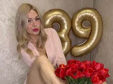 Imlive Adult Video Chat of HelenOneLove