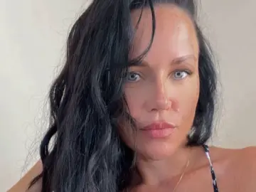 Imlive Live Porn of AriellaKiss