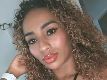 Imlive Free Porn Cam of ShairaBrown