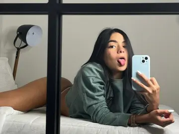 Imlive Free Porn Cam of CiaraWilliams